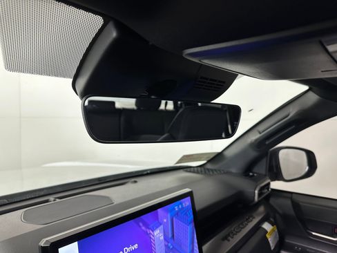 New 2025 Toyota Tacoma TRD Sport image 18