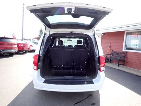Used 2014 Dodge Grand Caravan R/T w/ Safety Sphere Group image 5