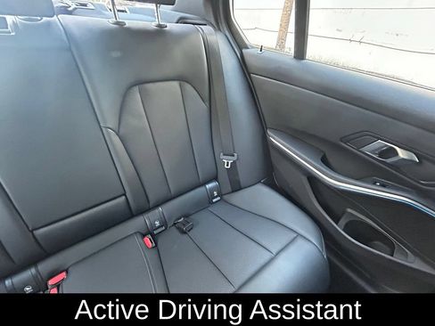 Used 2025 BMW 330i Sedan RWD image 14