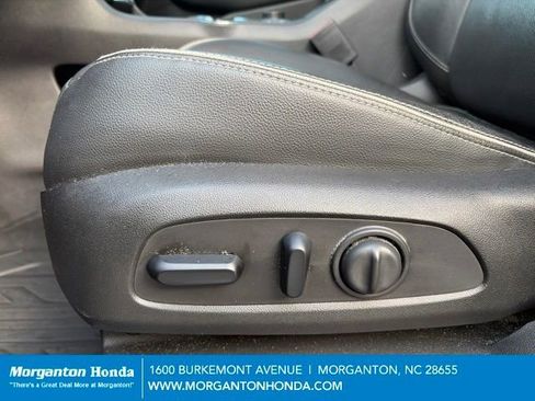 Used 2020 GMC Terrain Denali w/ Denali Premium Package AWD/4WD image 18