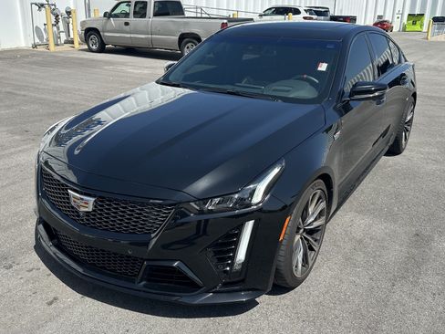 Used 2024 Cadillac CT5 V Blackwing w/ Driver Assist Package RWD image 5