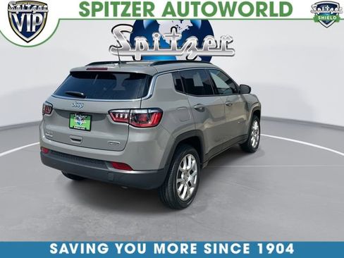 Used 2023 Jeep Compass Latitude AWD/4WD image 9