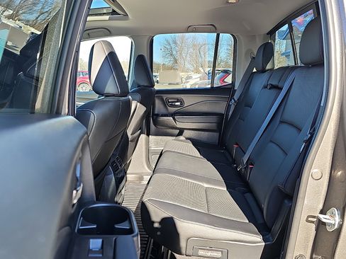Used 2023 Honda Ridgeline RTL-E image 10