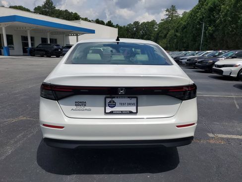 New 2026 Honda Accord SE image 5