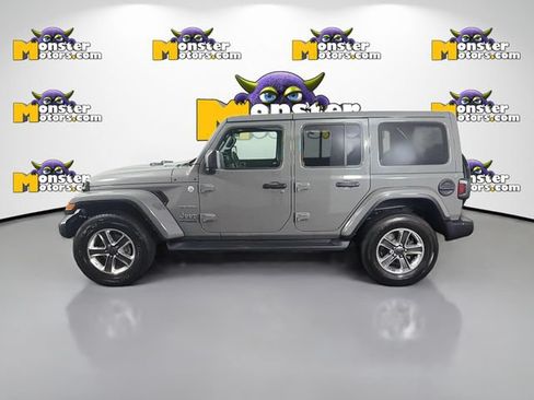 Used 2021 Jeep Wrangler Unlimited Sahara AWD/4WD image 8
