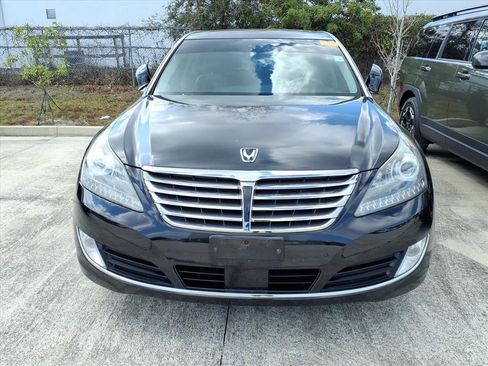 Used 2016 Hyundai Equus Signature image 2