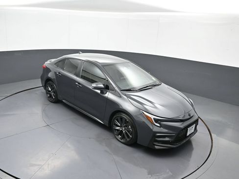 Certified 2025 Toyota Corolla SE FWD image 35