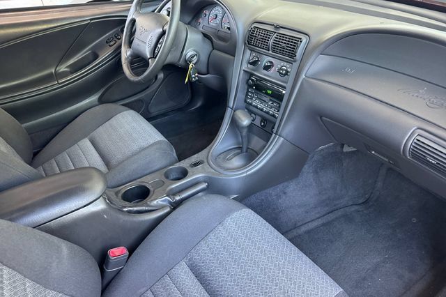 Used 2001 Ford Mustang GT RWD image 15