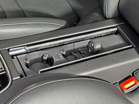 Used 2018 Porsche Panamera 4S image 39