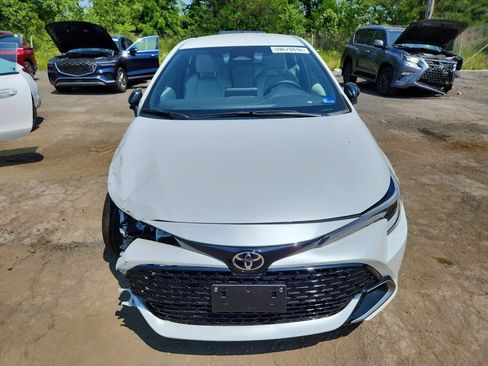 Used 2026 Toyota Corolla XSE FWD image 2