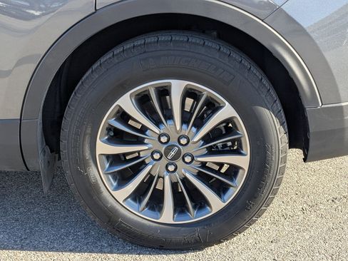 Used 2023 Lincoln Nautilus AWD w/ Premium Package image 24