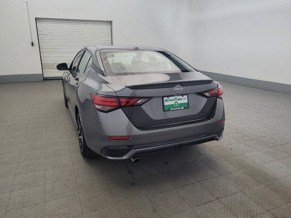 Used 2025 Nissan Sentra SR FWD image 6