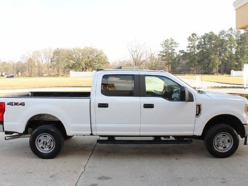 Used 2021 Ford F250 XL w/ Power Equipment Group image 18