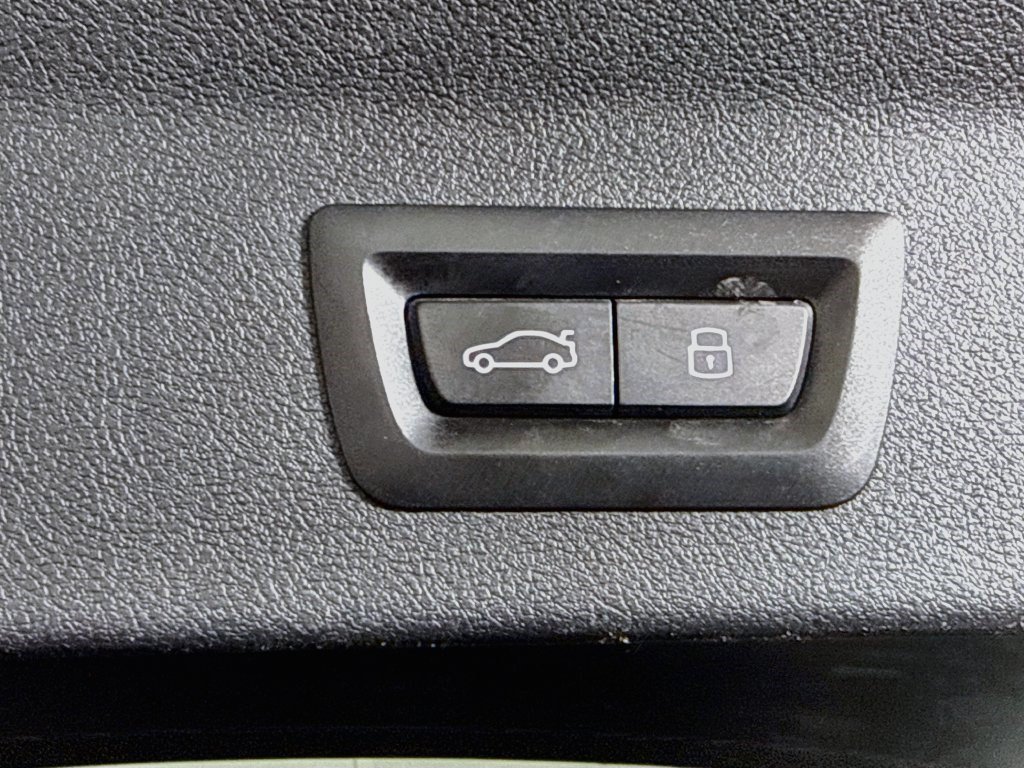 Used 2023 BMW X3 sDrive30i w/ Convenience Package RWD image 41