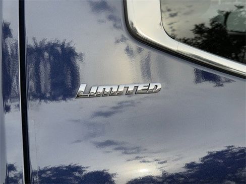 Used 2022 Toyota Tundra Limited image 9