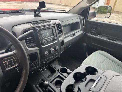 Used 2016 RAM 2500 Tradesman w/ Chrome Appearance Group AWD/4WD image 24