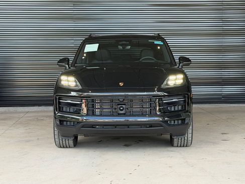 New 2026 Porsche Cayenne AWD/4WD image 41