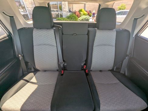 Used 2015 Toyota 4Runner SR5 AWD/4WD image 22