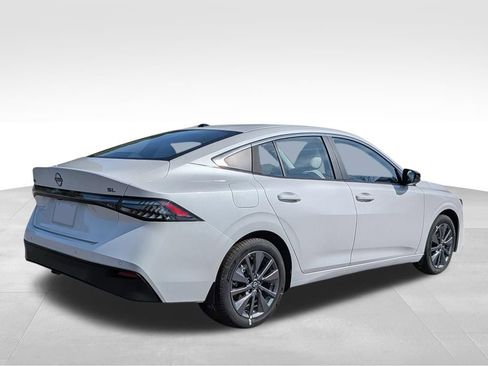 New 2026 Nissan Sentra SL w/ Floor Mat Package FWD image 4