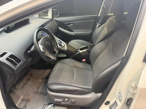 Used 2012 Toyota Prius Four FWD image 12
