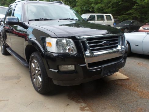 Used 2008 Ford Explorer Sport Trac Limited image 12