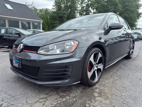 Used 2017 Volkswagen GTI S FWD image 3