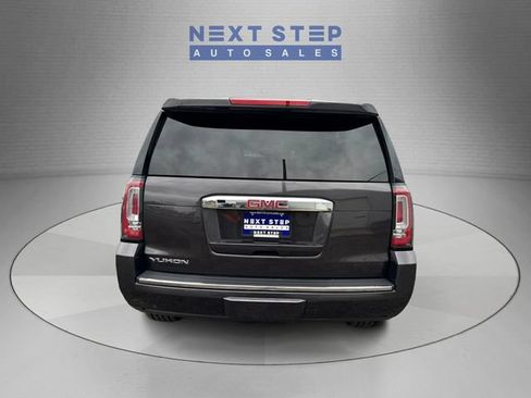 Used 2017 GMC Yukon Denali w/ Open Road Package AWD/4WD image 7