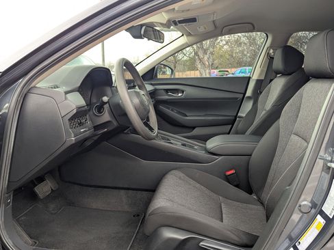 Certified 2024 Honda Accord LX image 10