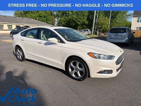 Used 2014 Ford Fusion SE w/ Equipment Group 202A image 1