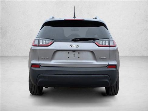 Used 2019 Jeep Cherokee Latitude w/ Popular Appearance Group image 6