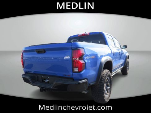 Used 2026 Chevrolet Colorado ZR2 w/ Technology Package AWD/4WD image 6