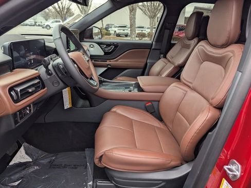 New 2026 Lincoln Aviator Reserve image 17