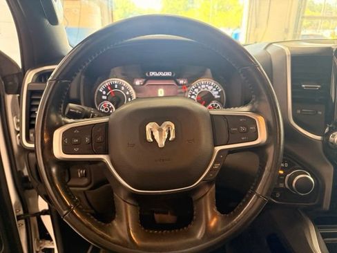 Used 2022 RAM 1500 Big Horn AWD/4WD image 13