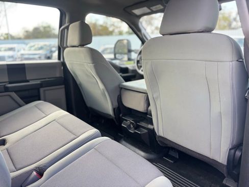 Used 2019 Ford F250 XL w/ STX Appearance Package image 16