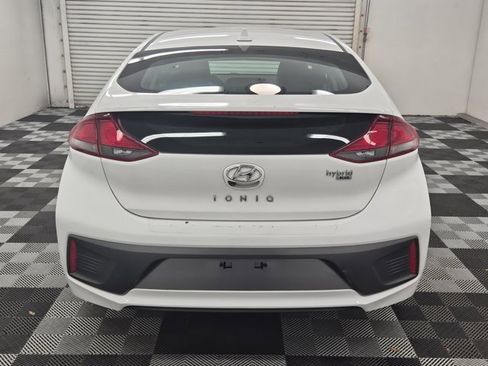 Used 2020 Hyundai Ioniq Blue image 4