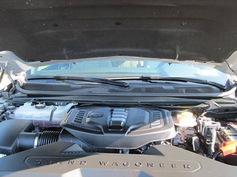 Used 2026 Jeep Grand Wagoneer Limited w/ Convenience Group I AWD/4WD image 21