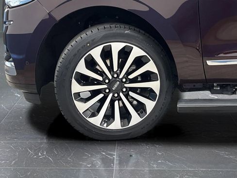 Used 2024 Lincoln Navigator L Reserve image 45