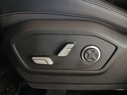 Used 2024 Hyundai Santa Fe Limited image 16