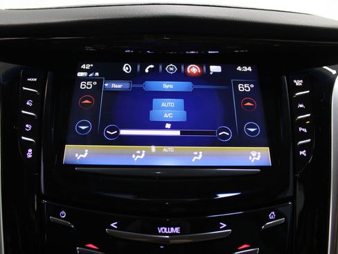 Used 2019 Cadillac Escalade Luxury image 51