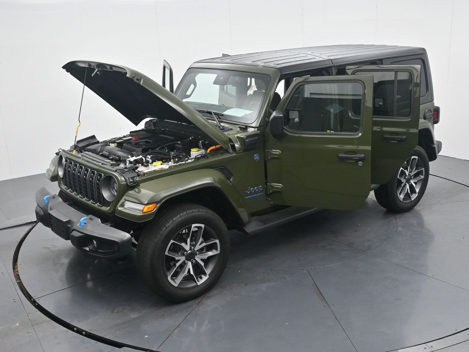 Used 2024 Jeep Wrangler Unlimited w/ Convenience Group AWD/4WD image 34