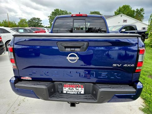 Used 2022 Nissan Frontier SV image 5