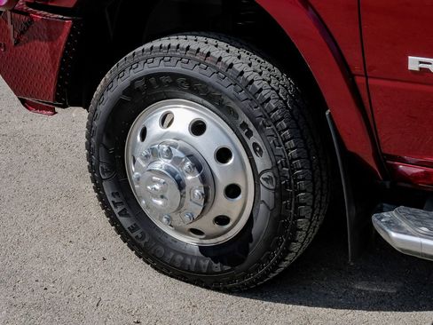 Used 2021 RAM 3500 Laramie image 63