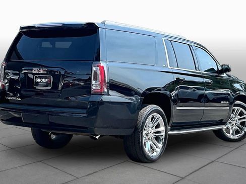Used 2019 GMC Yukon XL SLT w/ Premium Edition RWD image 13