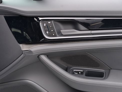 New 2026 Porsche Panamera 4 image 18