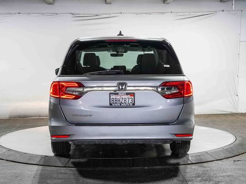 Used 2018 Honda Odyssey EX-L image 3