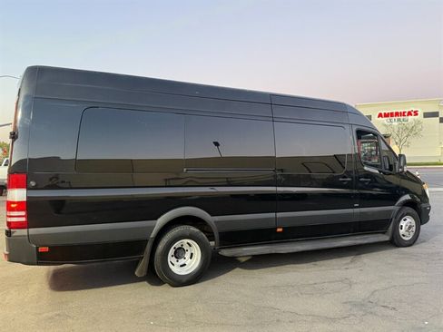 Used 2015 Mercedes-Benz Sprinter 3500 image 9