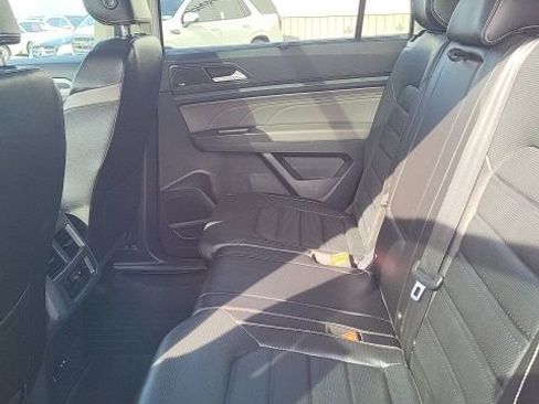 Used 2023 Volkswagen Atlas SEL R-Line image 15