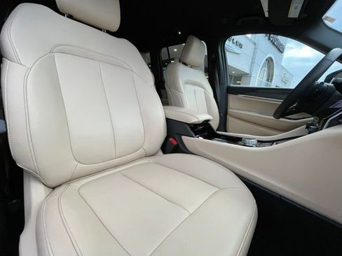 Used 2023 Jeep Grand Cherokee Limited AWD/4WD image 28