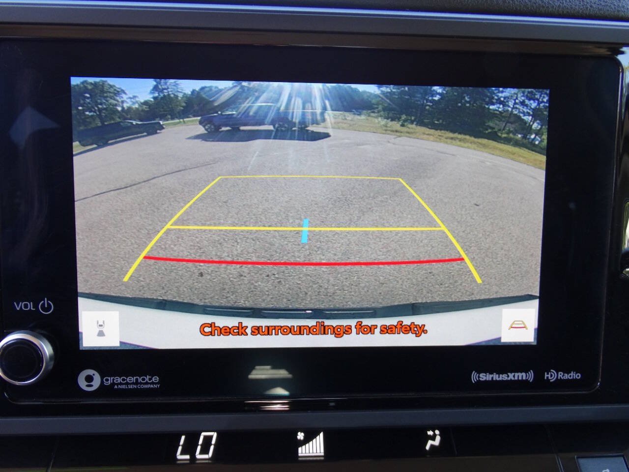 Used 2022 Toyota Tundra 4x4 CrewMax SR image 24