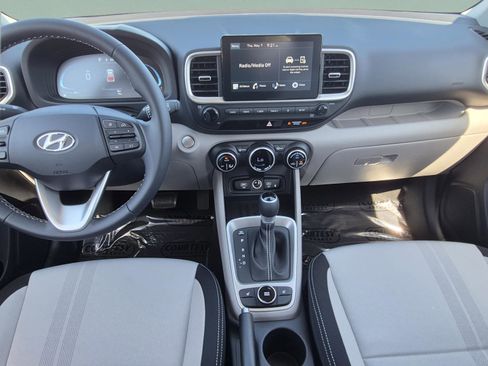 New 2026 Hyundai Venue SEL FWD image 12